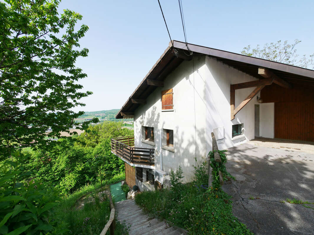 Maison à EPAGNY