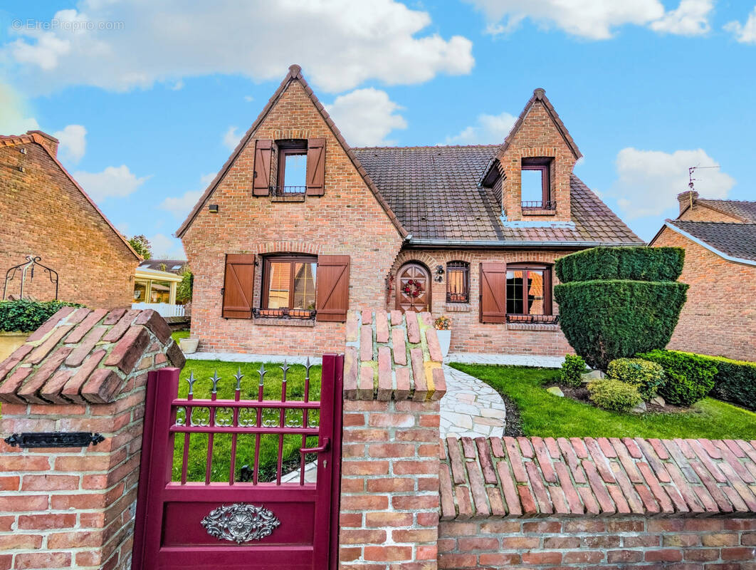 Maison à COURCELLES-LES-LENS