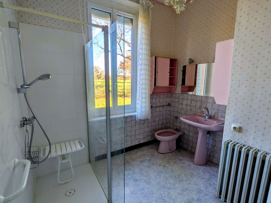 Maison à LABRUGUIERE