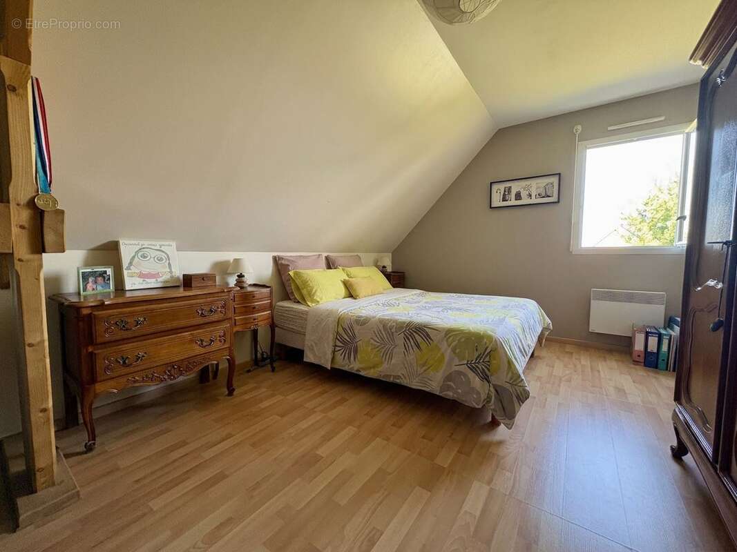 Maison 112 m² à Sainte-Suzanne-Sur-Vire  - photo 9