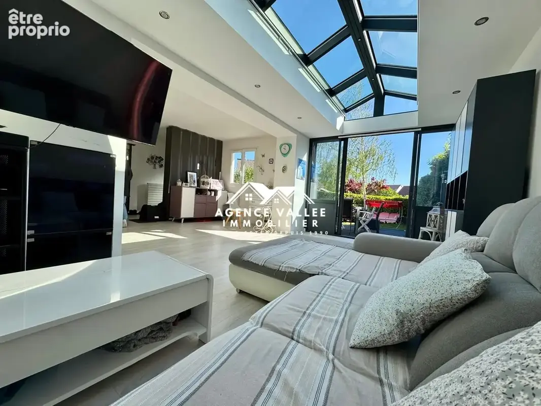 Maison 6 pièces 105 m² à vendre à Saint-Germain-Les-Corbeil (91250) - photo 2