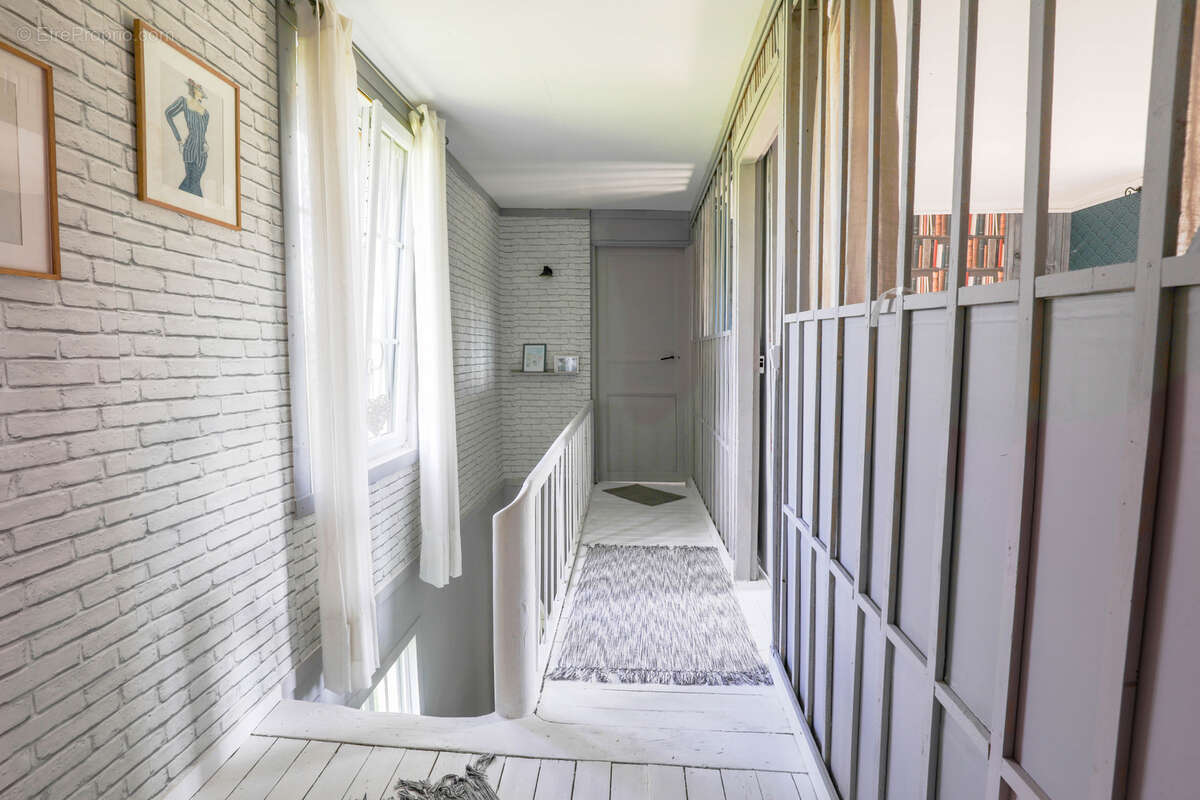 Maison à GUERQUESALLES