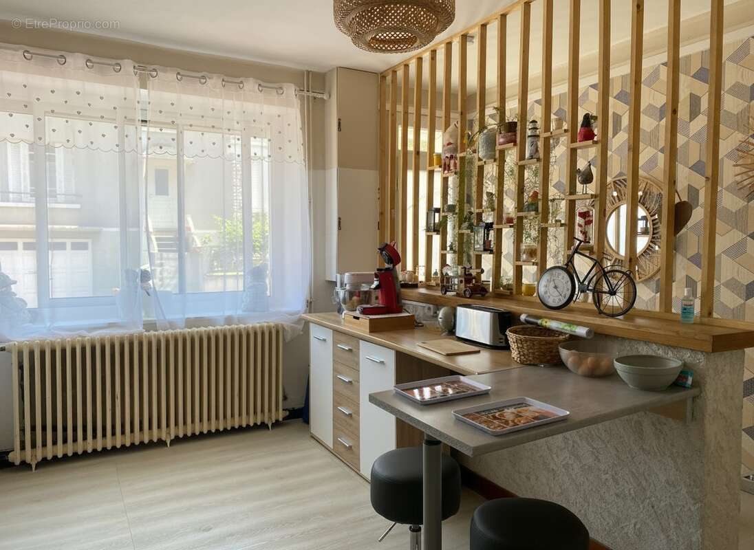 Maison à LA CROISILLE-SUR-BRIANCE