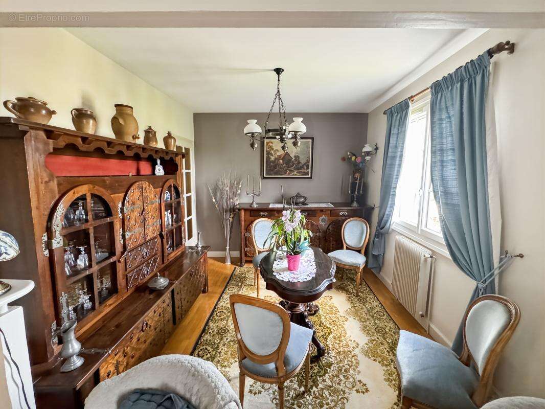 Maison à DOUZILLAC