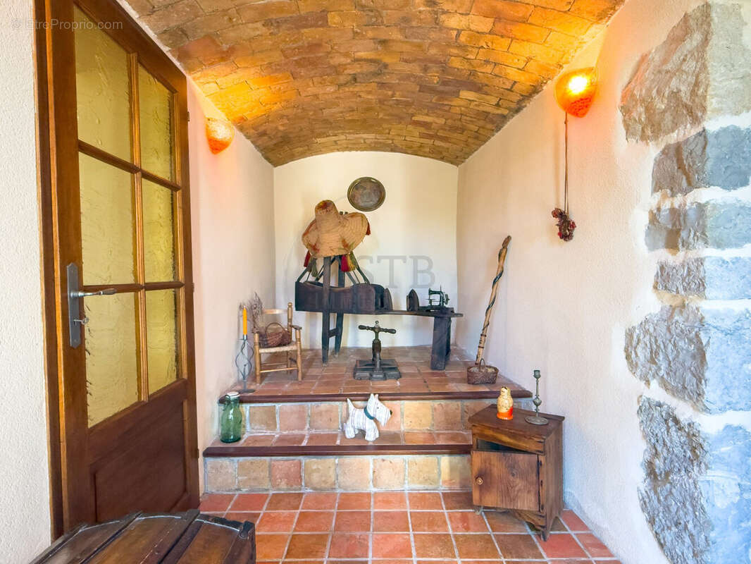 Maison à ROMPON