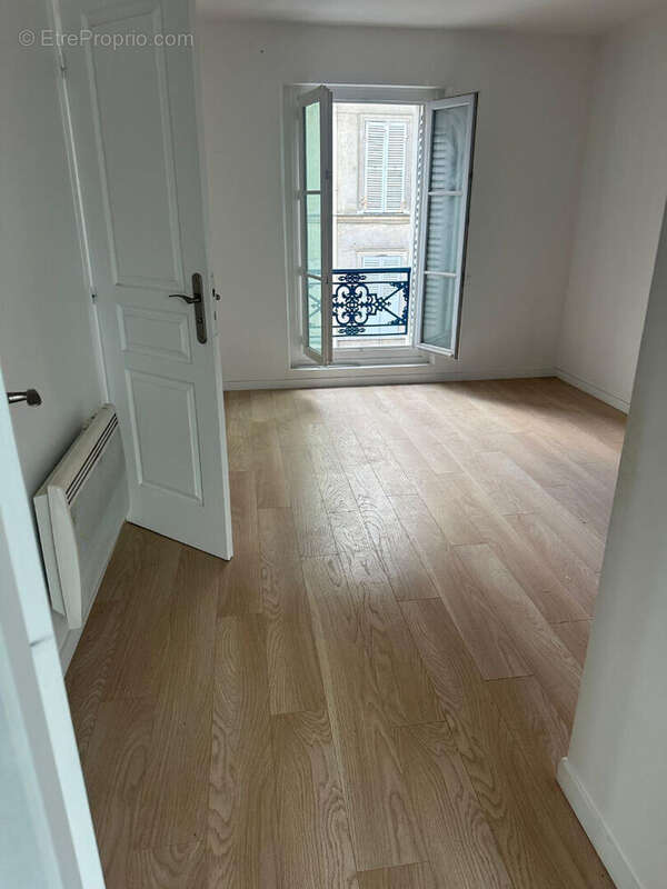 Appartement à VERSAILLES