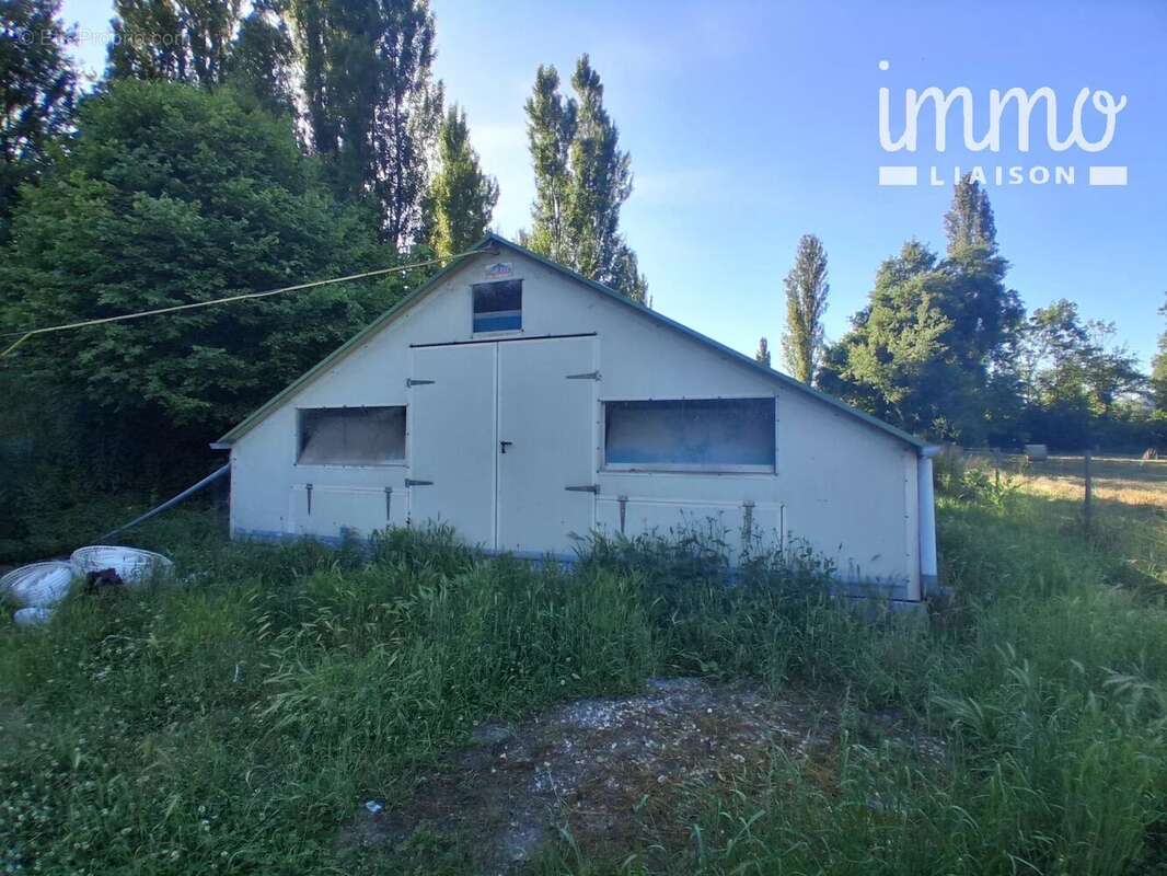 Commerce à APREMONT