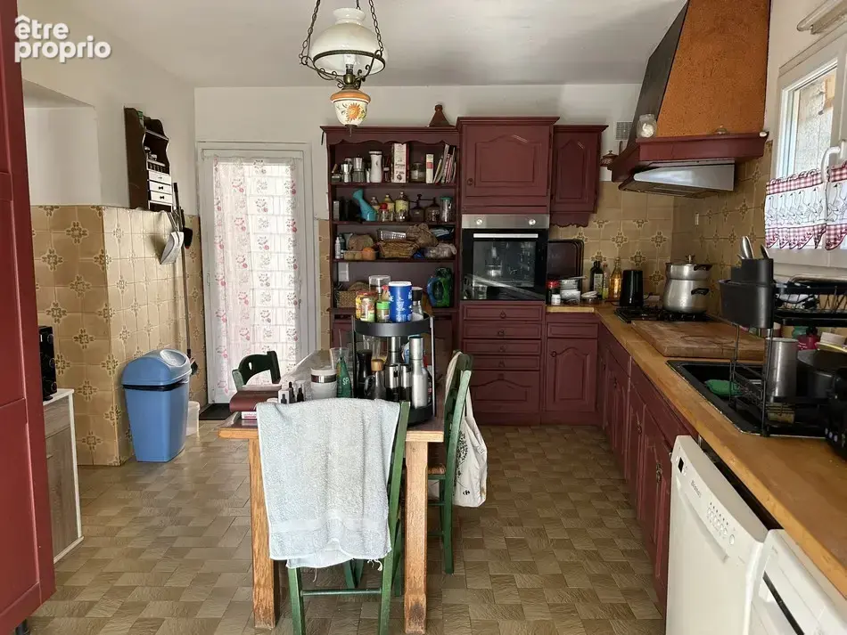 Jolie Maison avec dépendances et terrain - photo 5