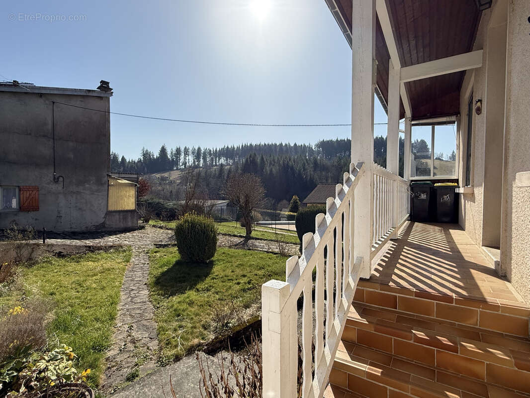 Maison avec dépendance et vue - photo 2