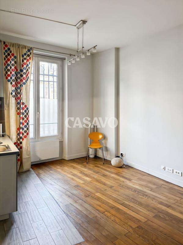 Appartement à PARIS-6E