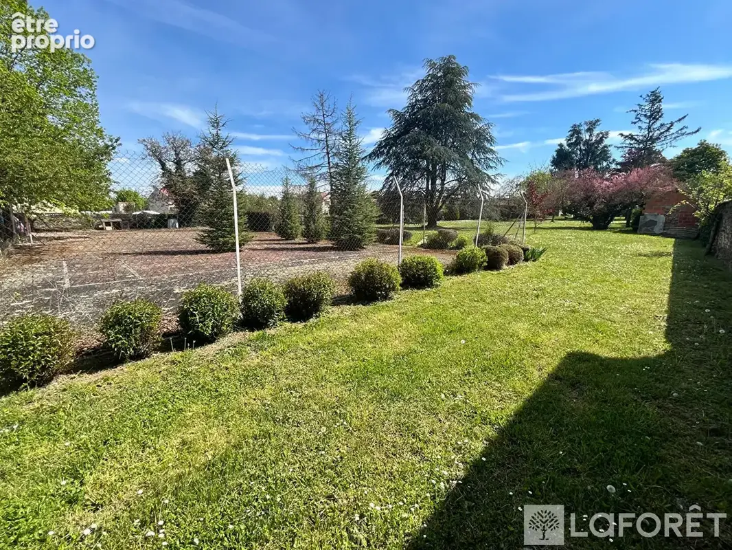 Terrain constructible à Lempdes-sur-Allagnon - photo 4