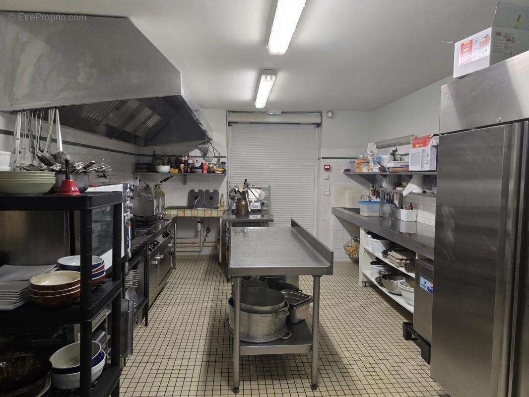 Commerce à VILLETOUREIX