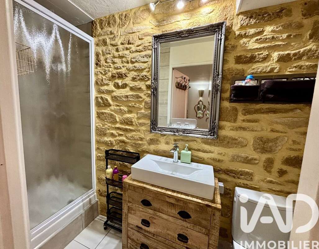 Maison 65 m² à Sarlat-La-Caneda  - photo 8