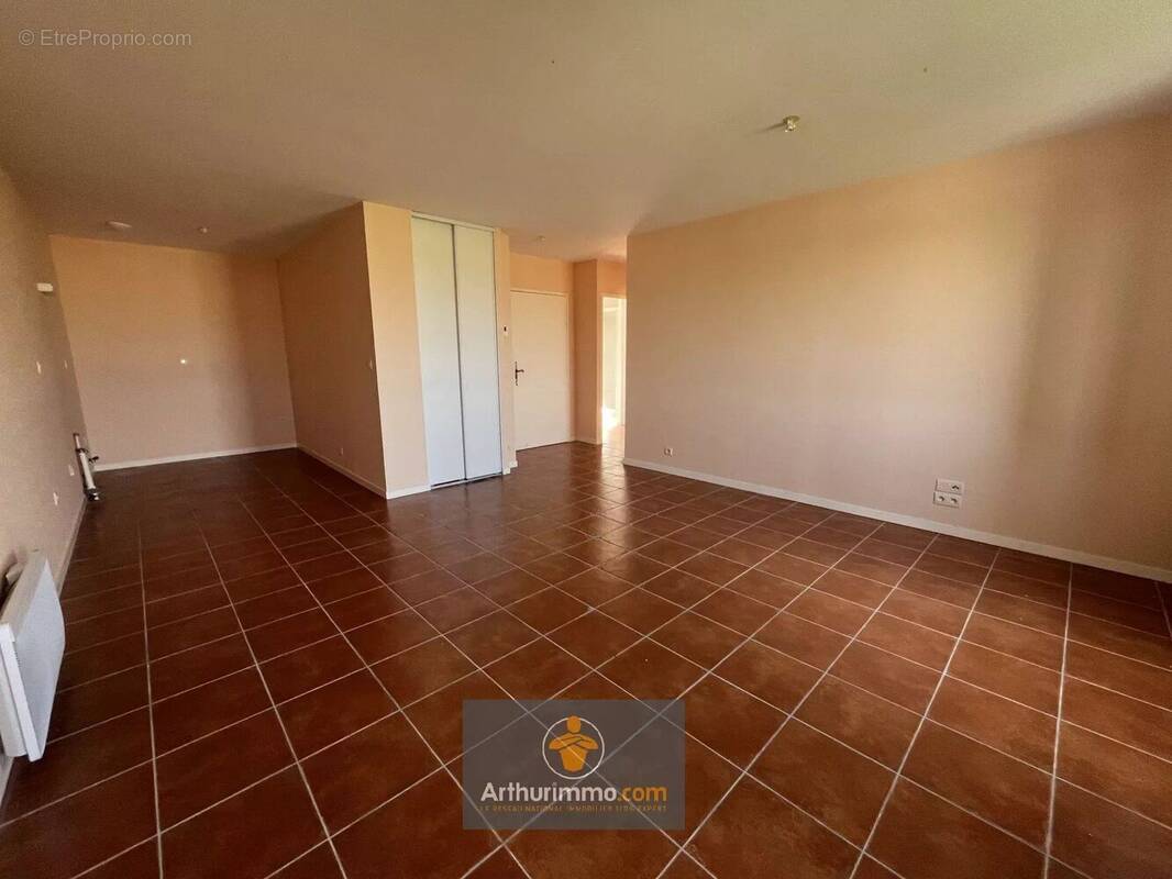 Appartement à COURCON