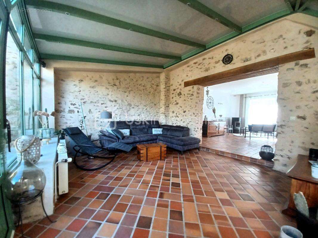 Maison à FAREMOUTIERS