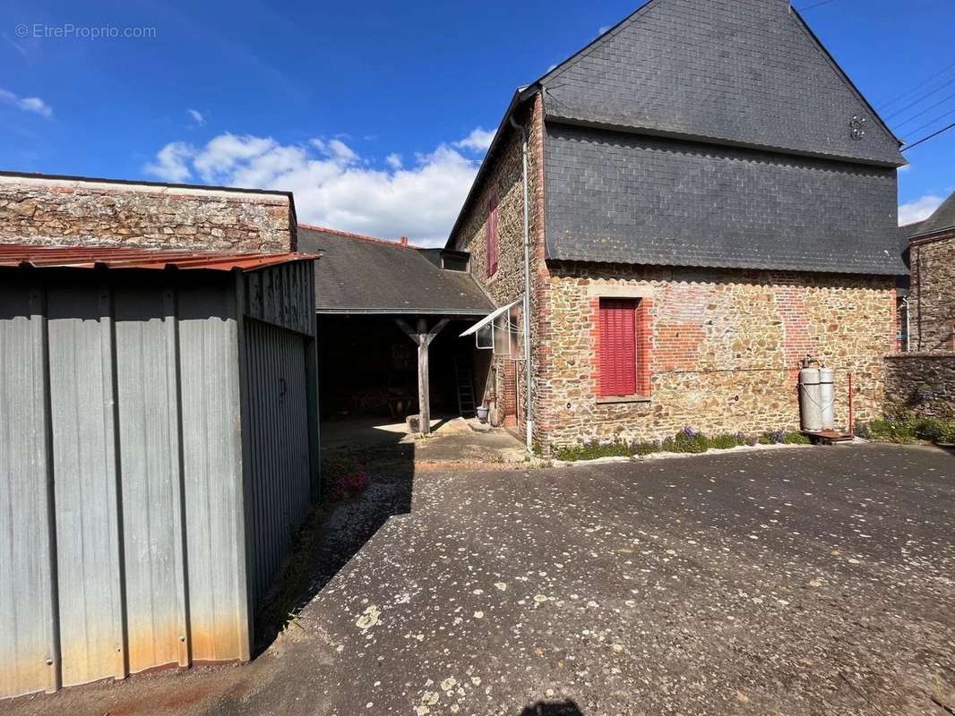 Maison à MARTIGNE-FERCHAUD