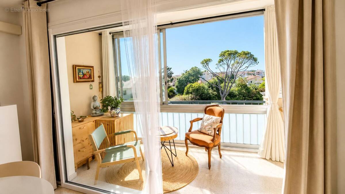 Appartement à SAINT-RAPHAEL