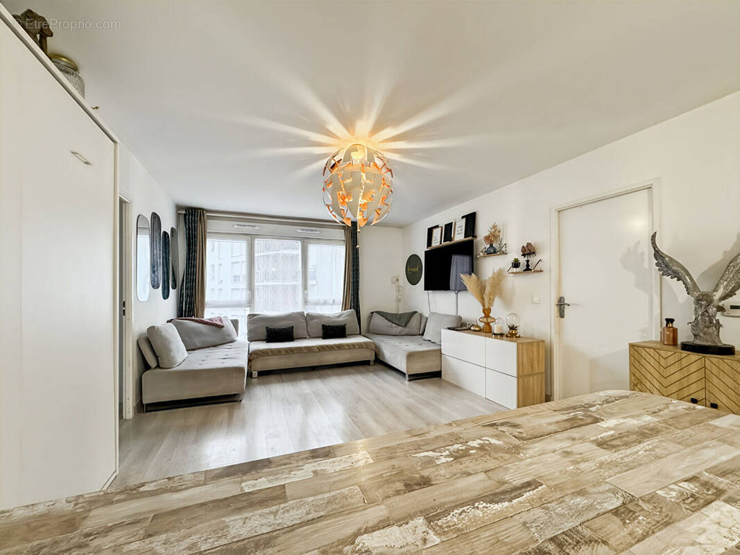 Appartement à ROSNY-SOUS-BOIS