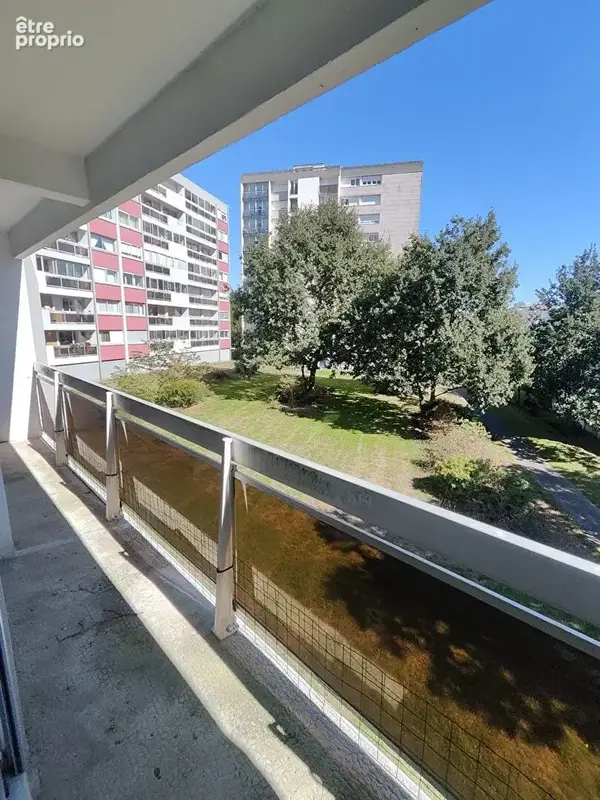 Appartement t5 brest proche tramway rives de penfeld - 3 chambres - loggia - parking  couvert securise - photo 6