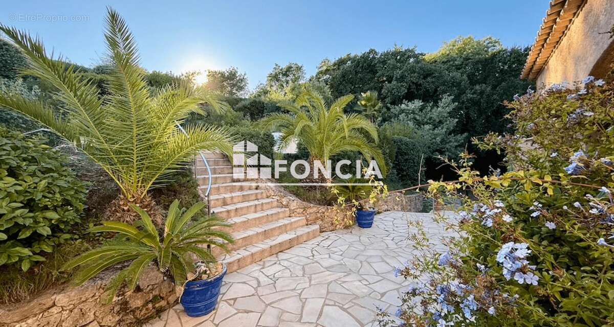 Maison à LA CROIX-VALMER