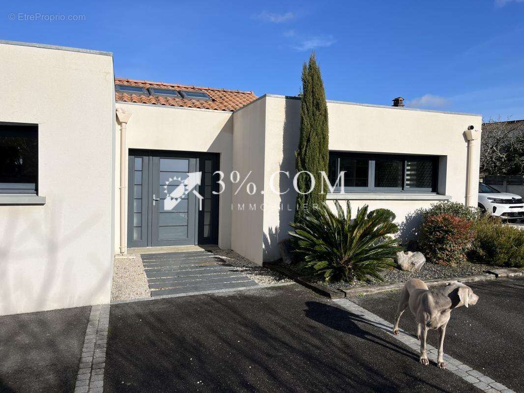 MAISON de Standing 233 m2 + Terrain 5 844 m2 ( idéal pour ch - photo 27