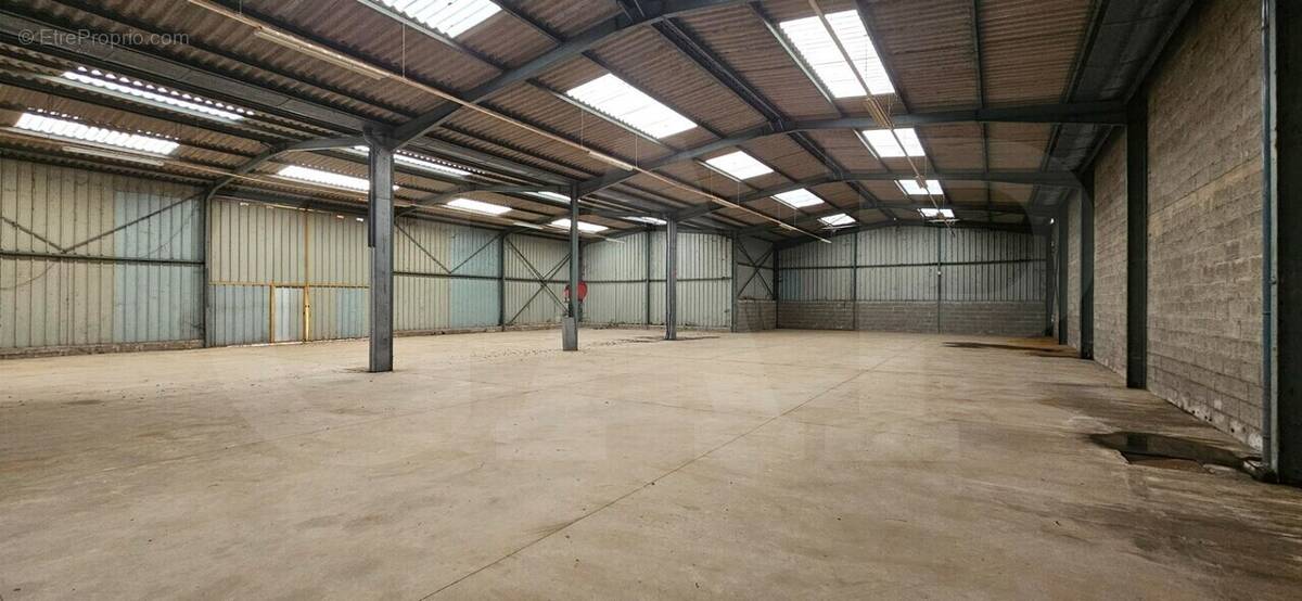 Autre à SAINT-JACQUES-DE-LA-LANDE