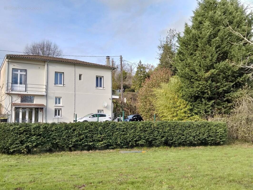 Maison à ANSAC-SUR-VIENNE