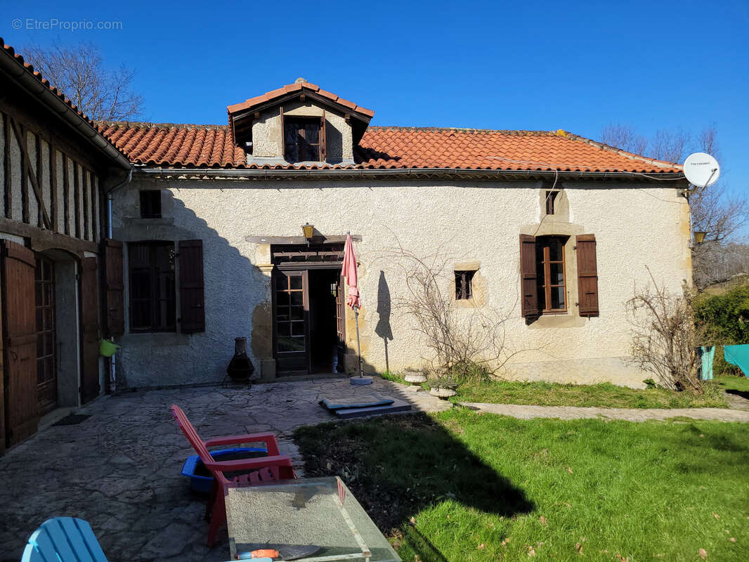 Maison à SAINT-JUSTIN