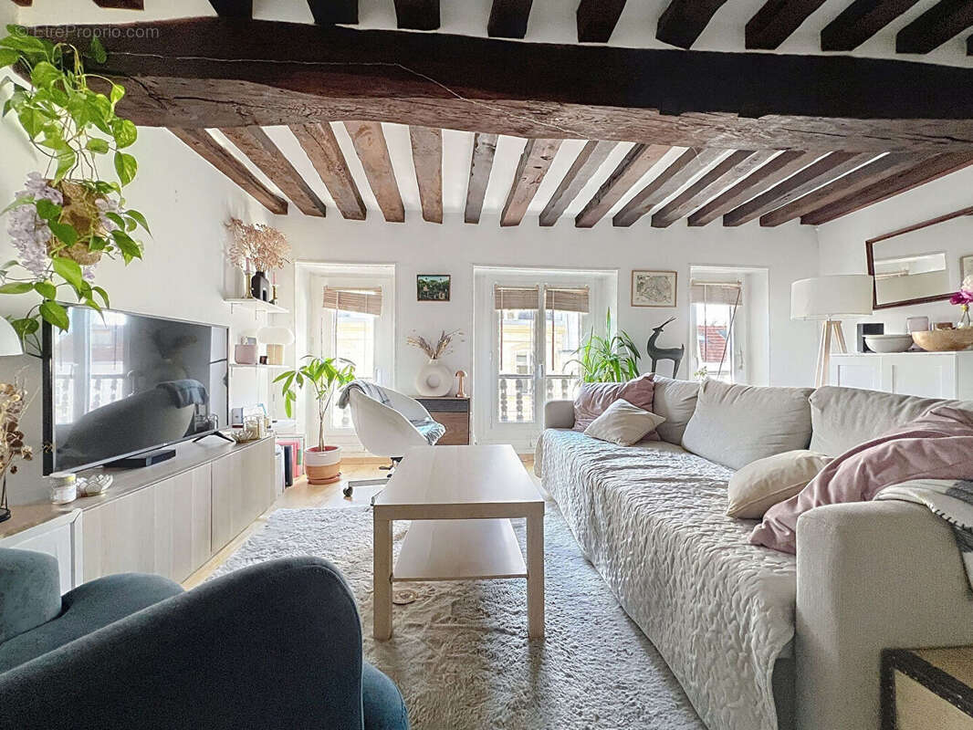 Appartement à PARIS-2E