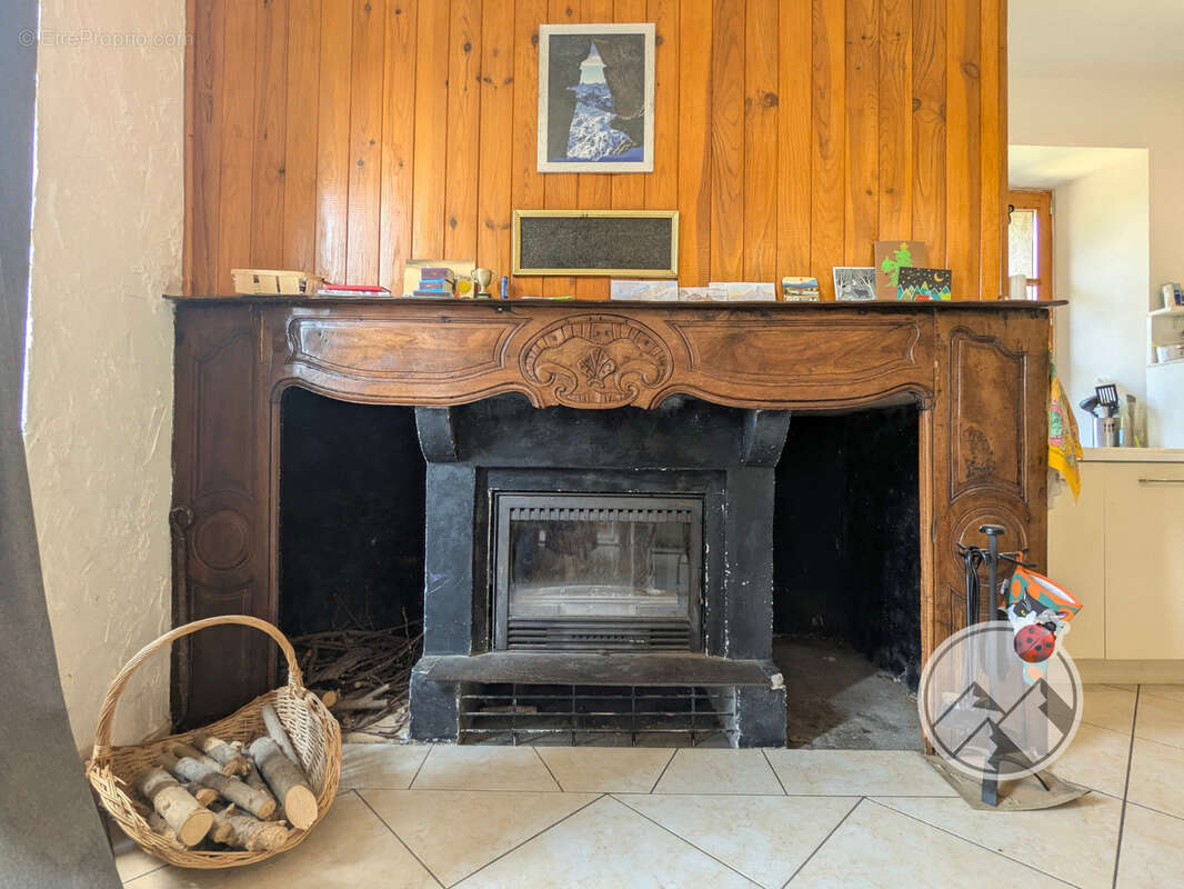 Bigourdane du XVIIIe · Entre Lourdes et Argelès-Gazost · 3 chambres · Terrain 985 m2 · Fort potentiel - photo 6