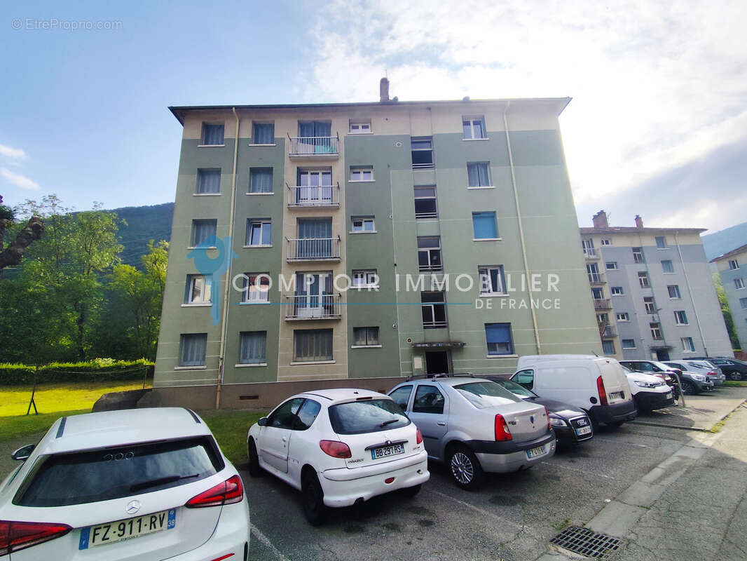 Appartement à VIZILLE