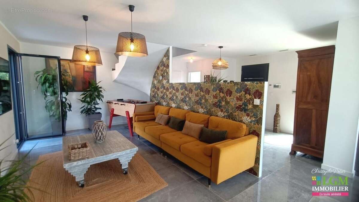 Maison à VAISON-LA-ROMAINE