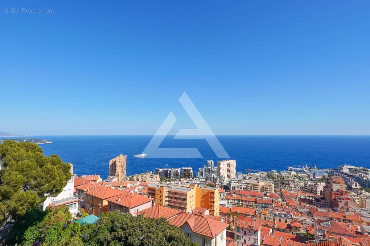 Appartement à BEAUSOLEIL