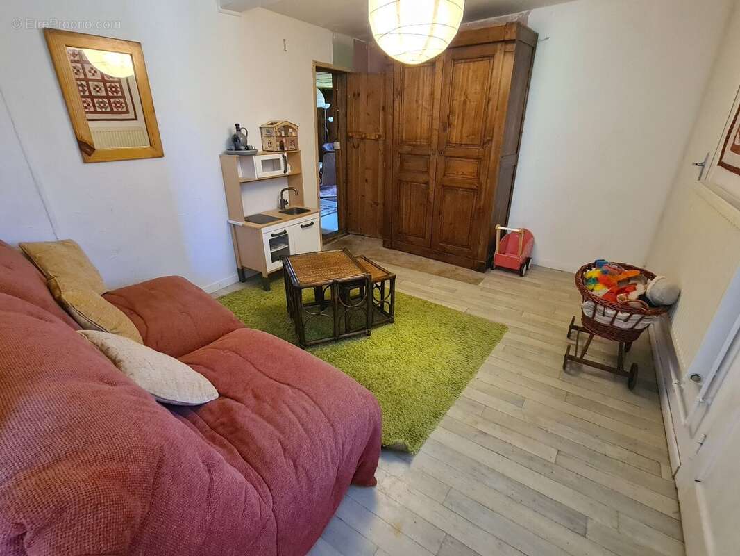 Maison 184 m² à Venthon  - photo 4