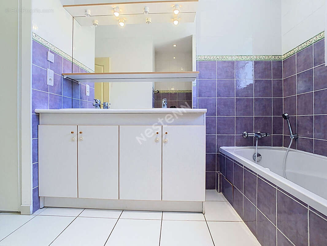 Maison de plain pied de 4 chambres à vendre à Gesté - photo 8