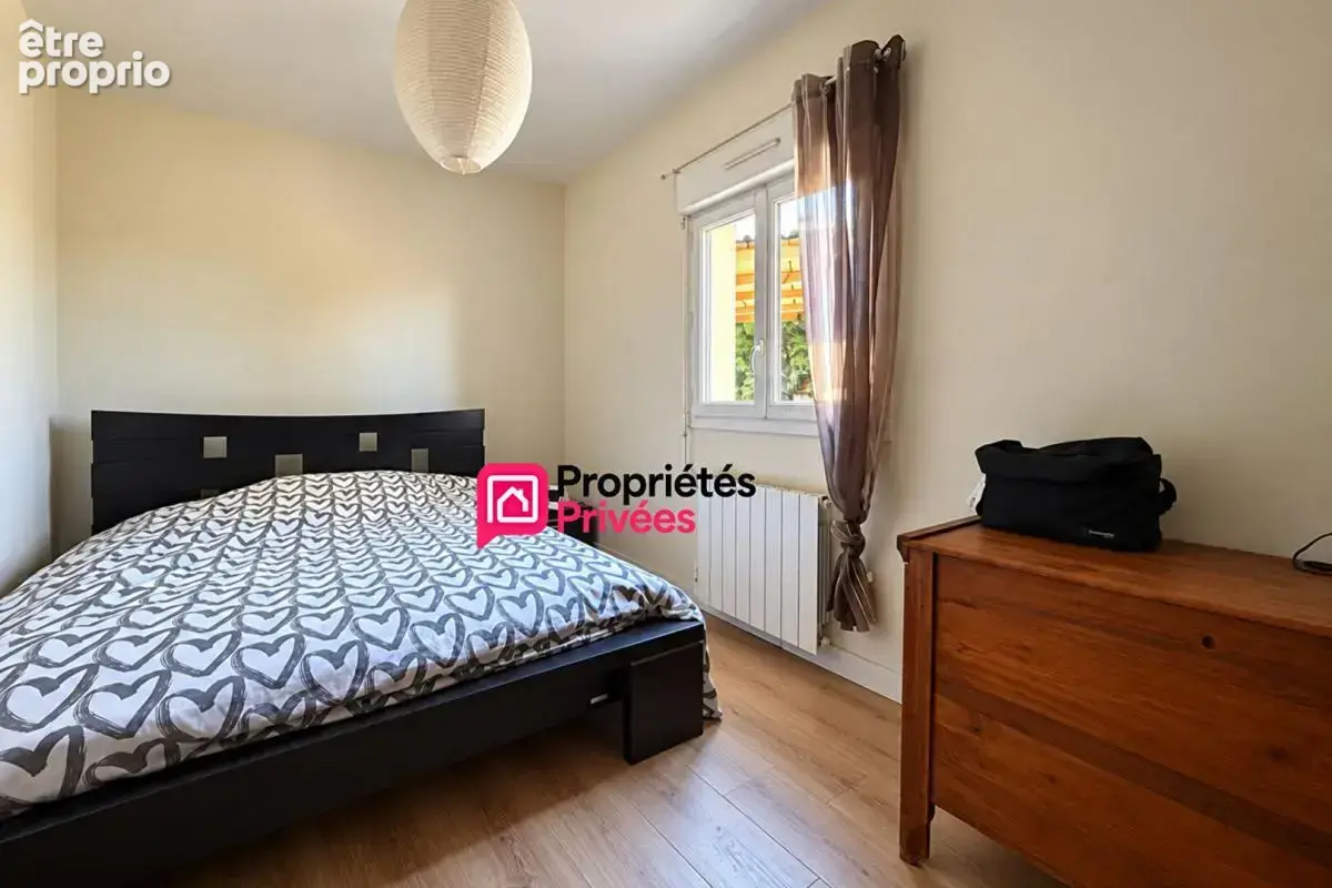 Plain-pied T6 de 123 m² à vendre avec piscine sans vis-à-vis CHÂTEAUGAY 63119 - photo 9