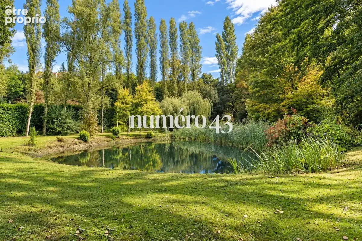 Maison 9 pièces 223 m² à vendre à Landivisiau (29400) - photo 2