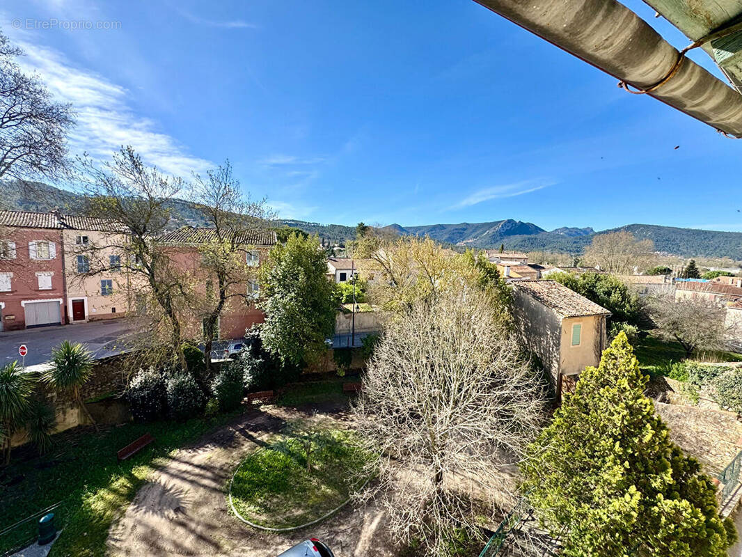 Appartement à BRIGNOLES