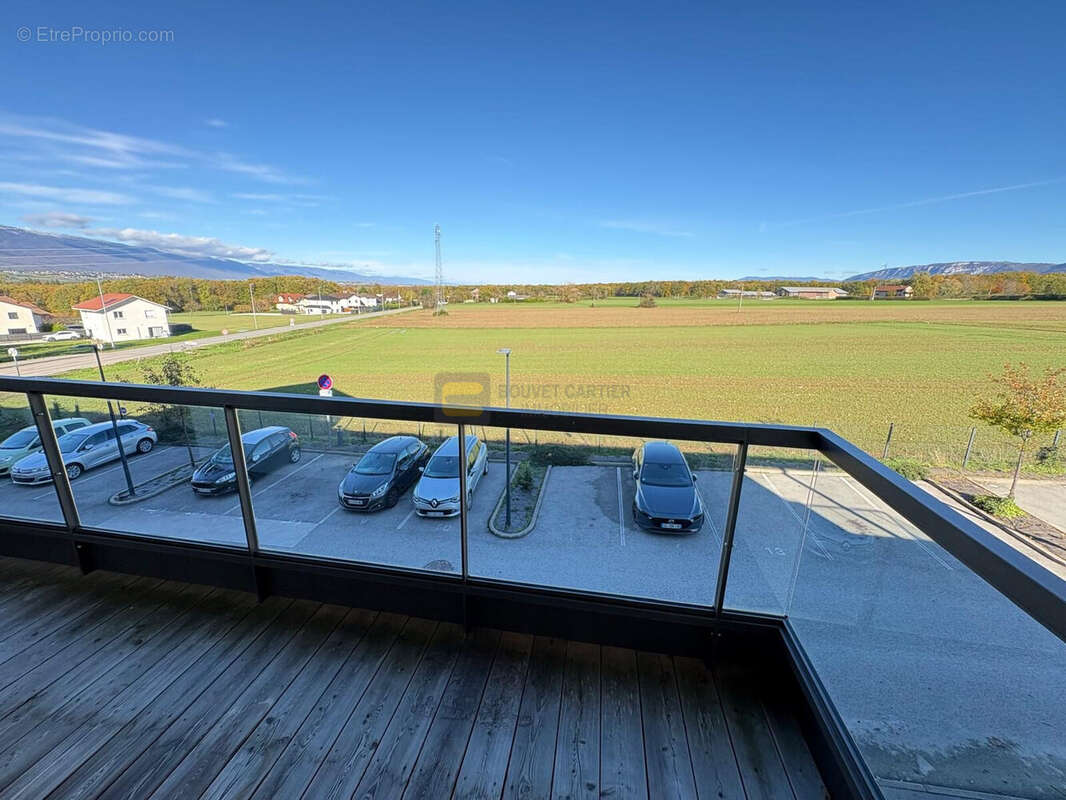 Appartement à VALLEIRY