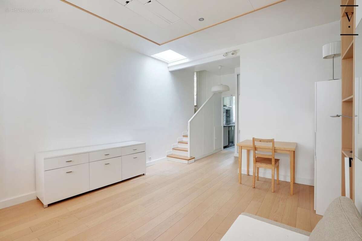 Appartement à PARIS-20E