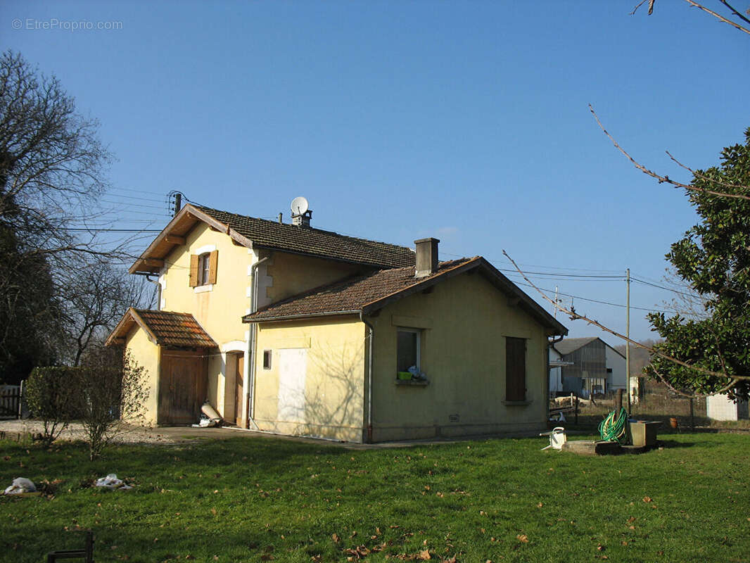 Maison à LAMOTHE-MONTRAVEL