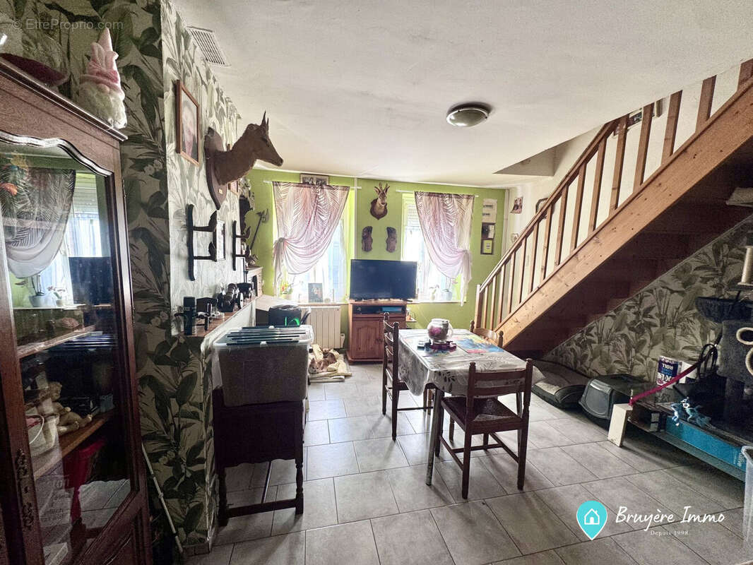 Appartement à FOURMIES