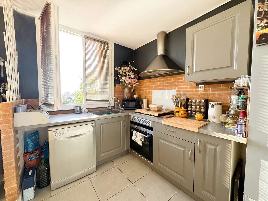 Appartement à VITROLLES