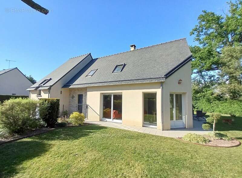 Maison individuelle – 158 m² – 4/5 chambres - grand jardin - photo 2