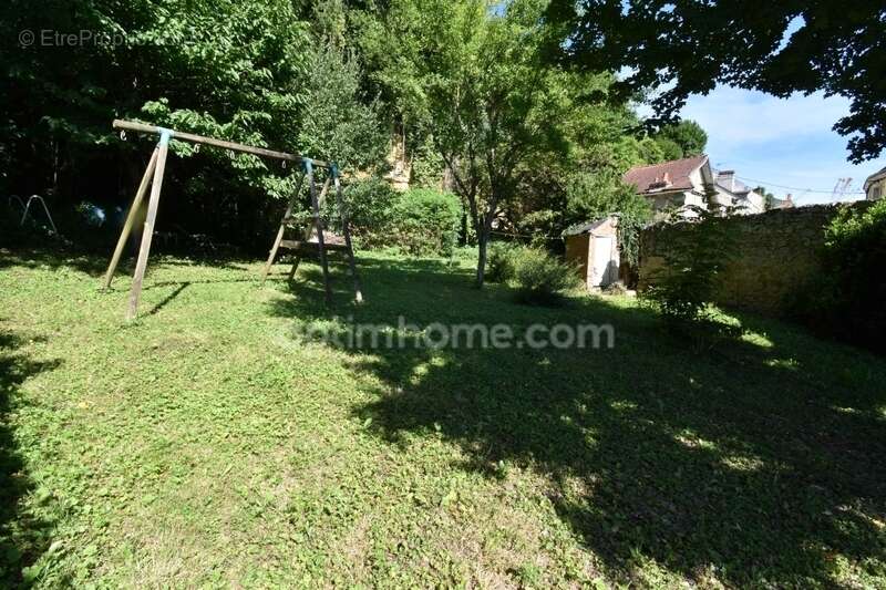 Maison à ARGENTON-SUR-CREUSE