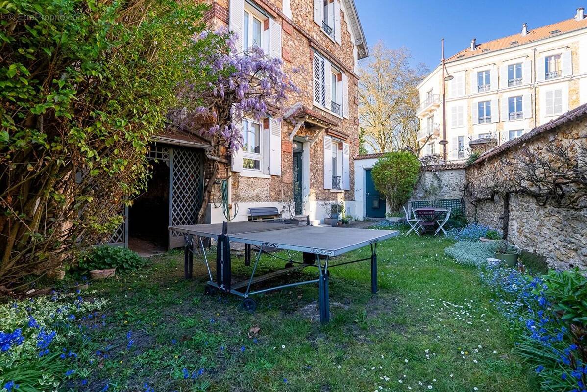 Maison à VERSAILLES