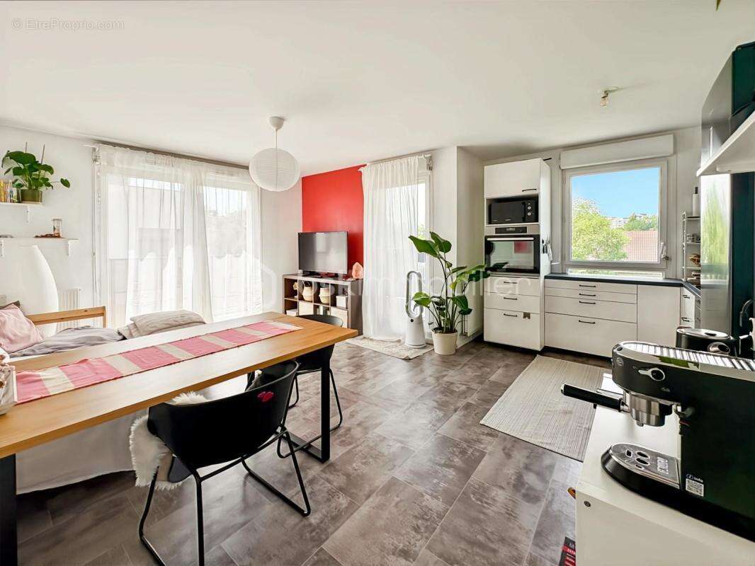 Appartement 57 m² à Eragny  - photo 2