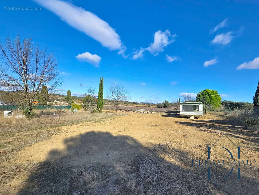 Terrain à FOUZILHON