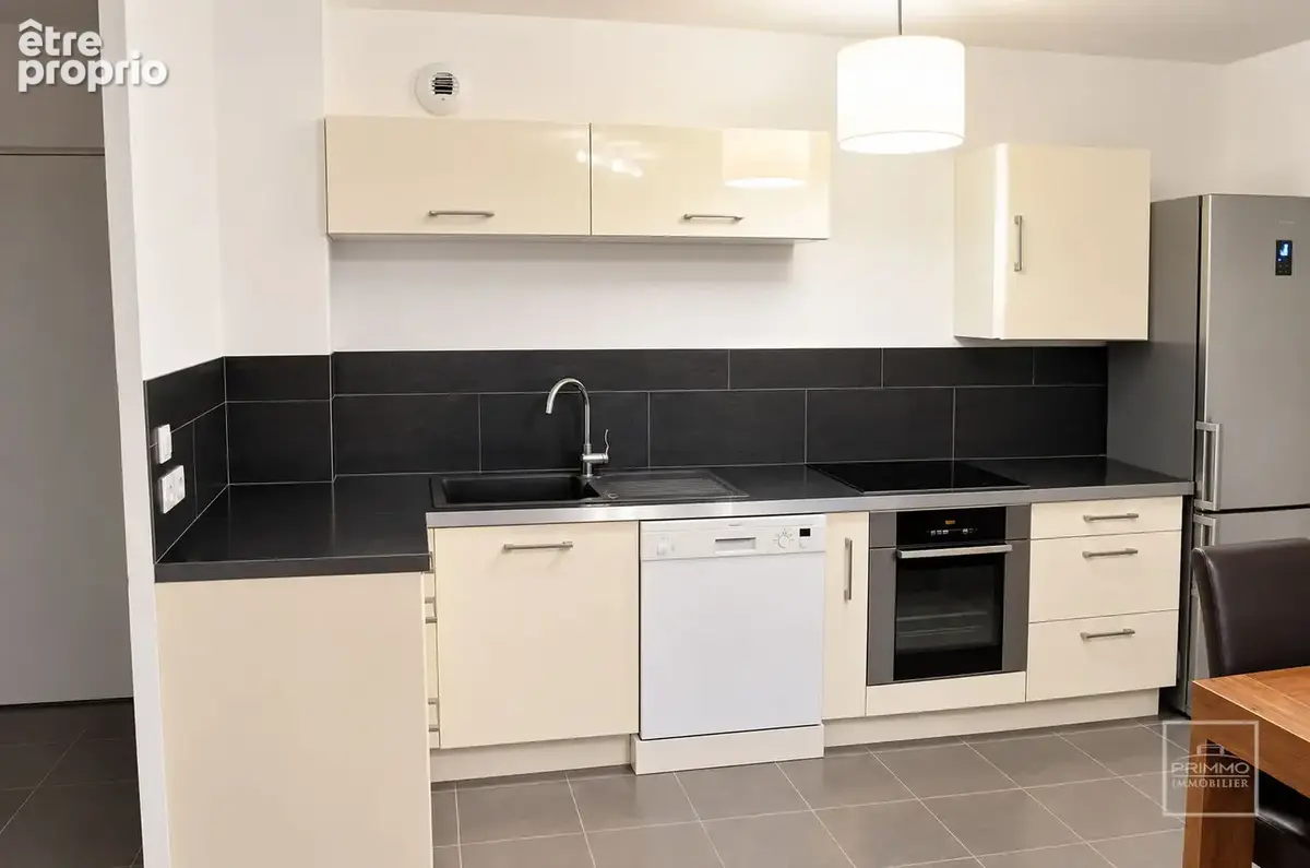 Vaugneray - Appartement T3  62 M² avec terrasse - photo 4