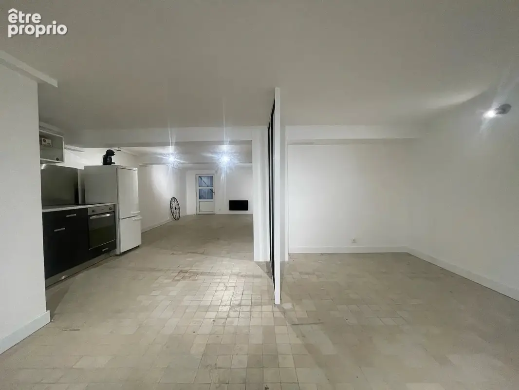 cave aménagée semi-enterrée avec accès privatif  Drancy - photo 3